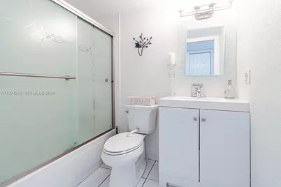 6926 NW 166th Ter #1302, Miami Lakes, FL 33014 - Photo 9