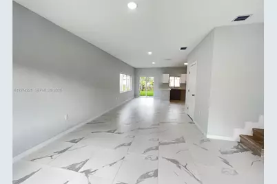 808 NW 16th Ave #1, Fort Lauderdale, FL 33311 - Photo 3