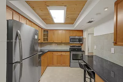 20291 NE 30th Ave #112, Aventura, FL 33180 - Photo 3
