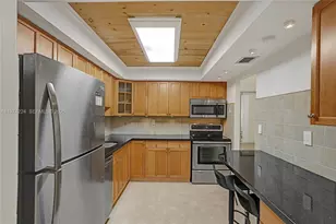 20291 NE 30th Ave, Aventura, FL 33180 - Photo 3