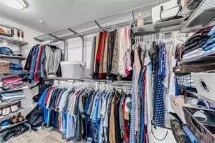 10730 NW 66th St, Doral, FL 33178 - Photo 17