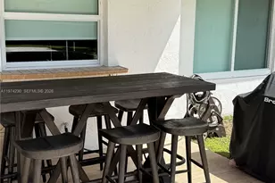 6951 W Wedgewood Ave, Davie, FL 33331 - Photo 11