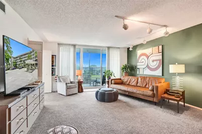 805 Cypress Blvd #512, Pompano Beach, FL 33069 - Photo 9