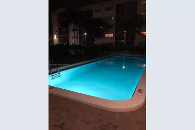 220 SW 9th Ave #510, Hallandale Beach, FL 33009 - Photo 15