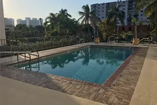 3665 NE 167th St, North Miami Beach, FL 33160 - Photo 31