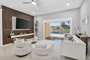 4301 Diamond Row, Weston, FL 33331 - Photo 9