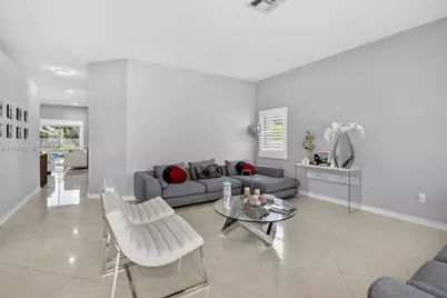 4301 Diamond Row, Weston, FL 33331 - Photo 7