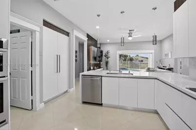 4301 Diamond Row, Weston, FL 33331 - Photo 15