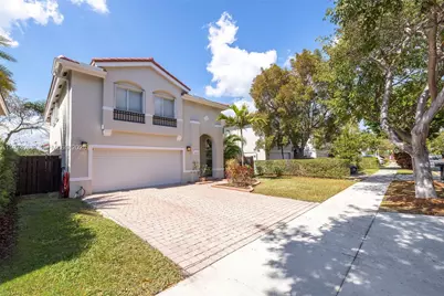 4650 NW 109th Ct, Doral, FL 33178 - Photo 3