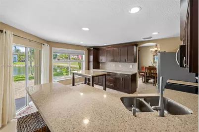 4650 NW 109th Ct, Doral, FL 33178 - Photo 19