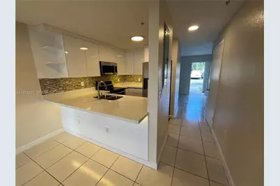 14162 NW 17th Ave #14162, Opa-Locka, FL 33054 - Photo 7