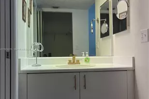 13105 SW 16th Ct, Pembroke Pines, FL 33027 - Photo 11