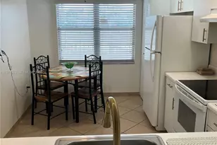 13105 SW 16th Ct, Pembroke Pines, FL 33027 - Photo 3