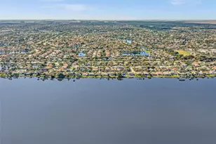 19033 NW 23rd Ct, Pembroke Pines, FL 33029 - Photo 5