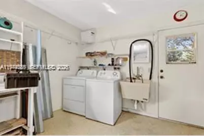 1261 SE Mendavia Ave, Port Saint Lucie, FL 34952 - Photo 15