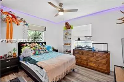 1261 SE Mendavia Ave, Port Saint Lucie, FL 34952 - Photo 9