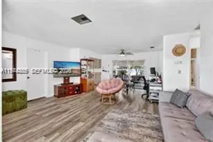 1261 SE Mendavia Ave, Port Saint Lucie, FL 34952 - Photo 3