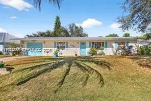 1261 SE Mendavia Ave, Port Saint Lucie, FL 34952 - Photo 1