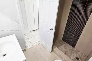 4560 NW 79th Ave, Doral, FL 33166 - Photo 9