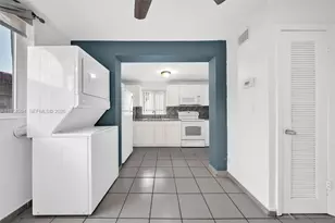 1853 SW 17th St, Miami, FL 33145 - Photo 15