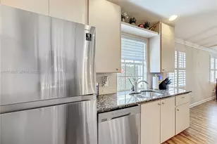 1529 NW Amherst Dr, Port Saint Lucie, FL 34986 - Photo 13