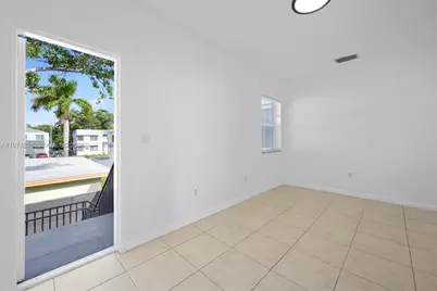 571 NE 82nd St #4, Miami, FL 33138 - Photo 15
