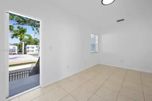 571 NE 82nd St, Miami, FL 33138 - Photo 15