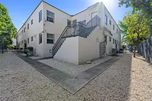 571 NE 82nd St, Miami, FL 33138 - Photo 17