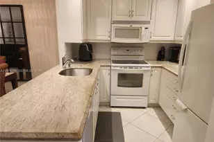 5101 NW 34th St, Lauderdale Lakes, FL 33319 - Photo 5