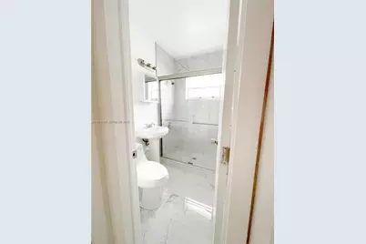 210 NW 46th Ave #210, Miami, FL 33126 - Photo 9
