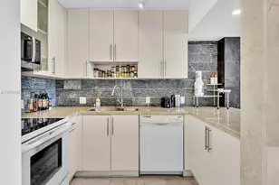 20335 W Country Club Dr, Aventura, FL 33180 - Photo 5