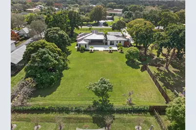 14401 W Palomino Dr, Southwest Ranches, FL 33330 - Photo 5