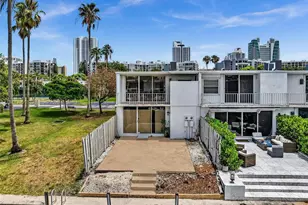 825 NE 26th Ave, Hallandale Beach, FL 33009 - Photo 5