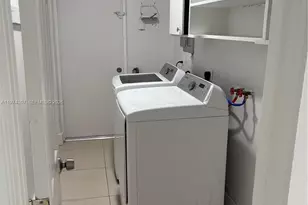 1106 NW 18th Ct, Fort Lauderdale, FL 33311 - Photo 5