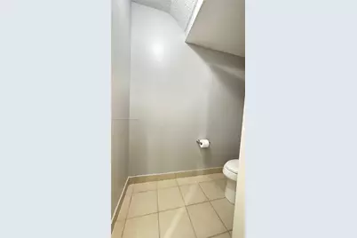 3278 W 97th Ter, Hialeah, FL 33018 - Photo 37