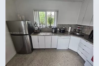 1241 NW 6th St #6, Miami, FL 33125 - Photo 19