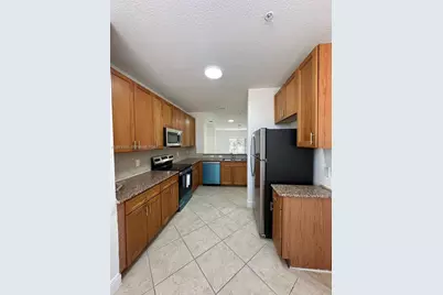 1972 NE 5th St #7972, Boynton Beach, FL 33435 - Photo 9