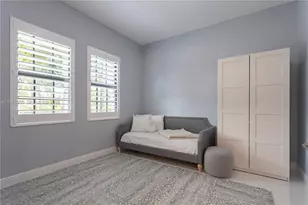 8555 E Baypoint Cir, Parkland, FL 33076 - Photo 11