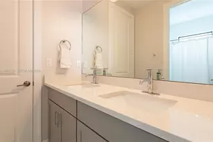 8555 E Baypoint Cir, Parkland, FL 33076 - Photo 31