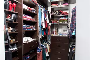 7901 Hispanola Ave, North Bay Village, FL 33141 - Photo 11