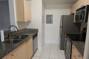 2409 Centergate Dr, Miramar, FL 33025 - Photo 5