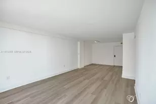 1450 Brickell Bay Dr, Miami, FL 33131 - Photo 7