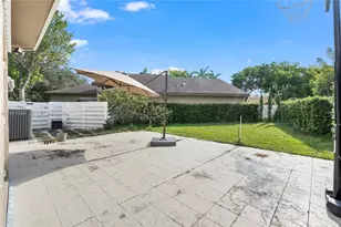 13870 SW 151st Ln, Miami, FL 33186 - Photo 25