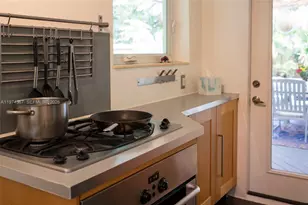 750 NE 120th St, Biscayne Park, FL 33161 - Photo 23