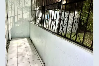 4370 NW 11th St #103, Miami, FL 33126 - Photo 11