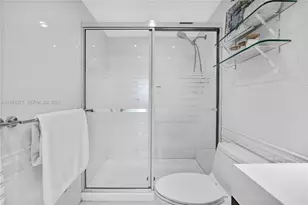 1985 S Ocean Dr, Hallandale Beach, FL 33009 - Photo 21