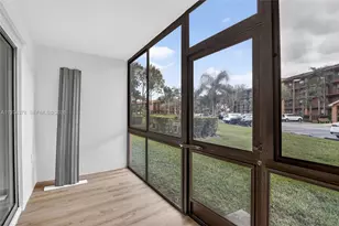 701 SW 142nd Ave, Pembroke Pines, FL 33027 - Photo 21