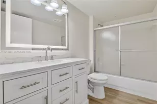 701 SW 142nd Ave, Pembroke Pines, FL 33027 - Photo 7