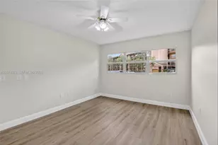 701 SW 142nd Ave, Pembroke Pines, FL 33027 - Photo 25