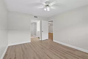 701 SW 142nd Ave, Pembroke Pines, FL 33027 - Photo 27
